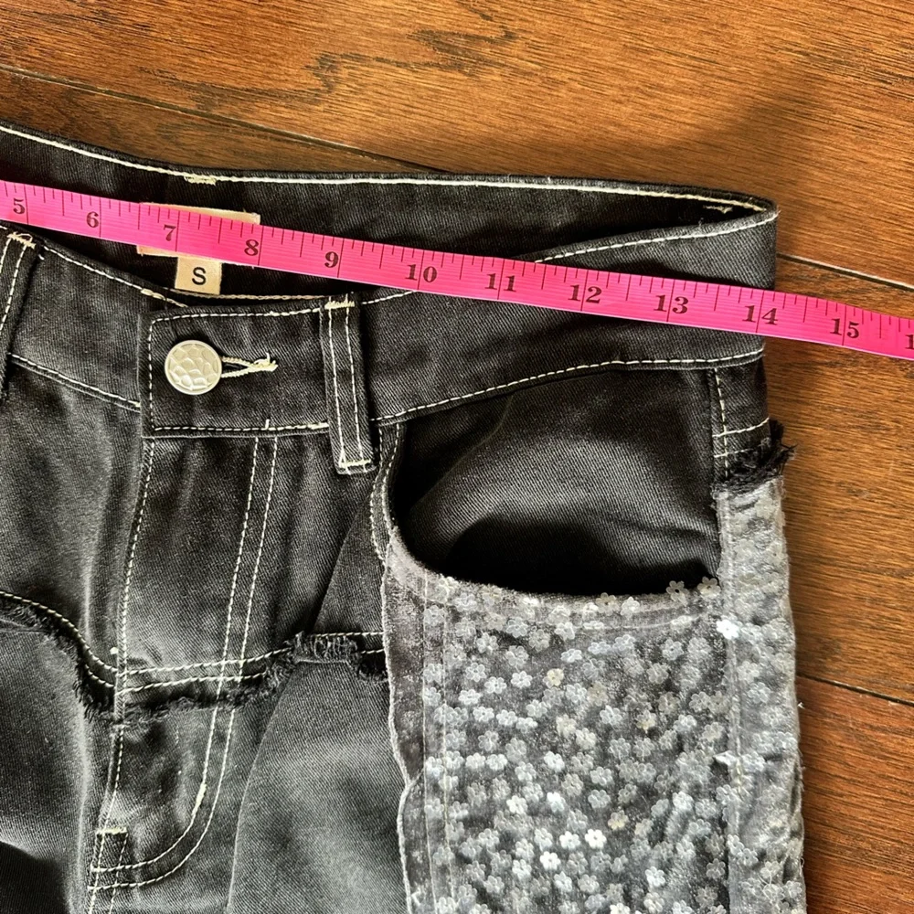 POL Black Wide Leg Jeans with Gray Patterned Side Panels - Picture 4 of 9